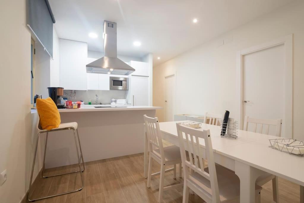 aire acondicionado en toda la casa y parking incluido Granada Exterior foto