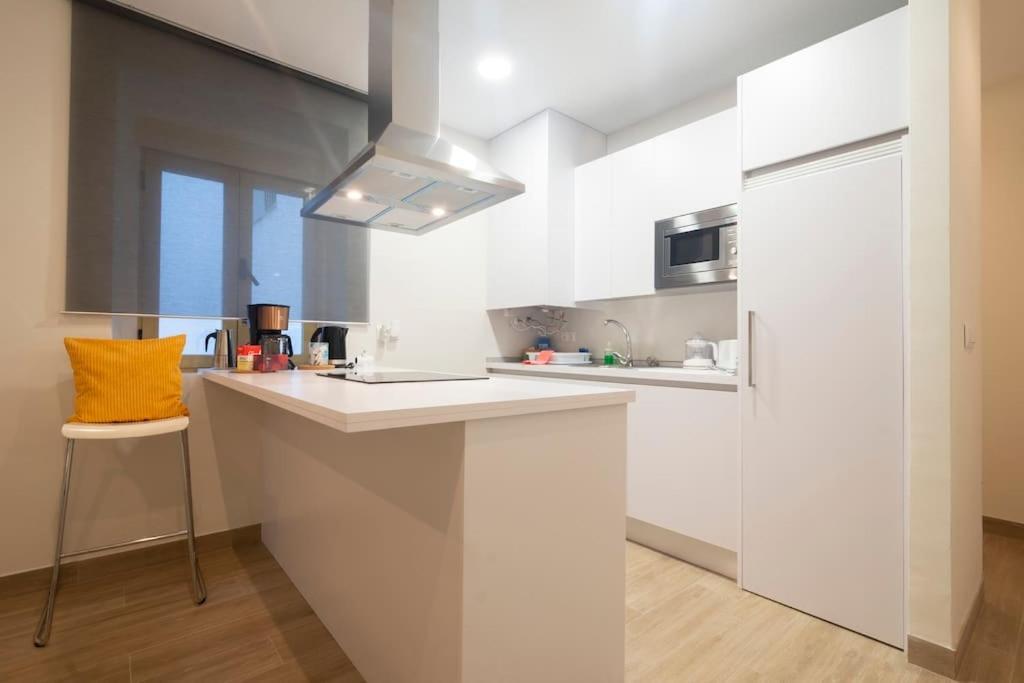 aire acondicionado en toda la casa y parking incluido Granada Exterior foto